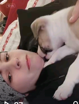 Mit Mama kuschel